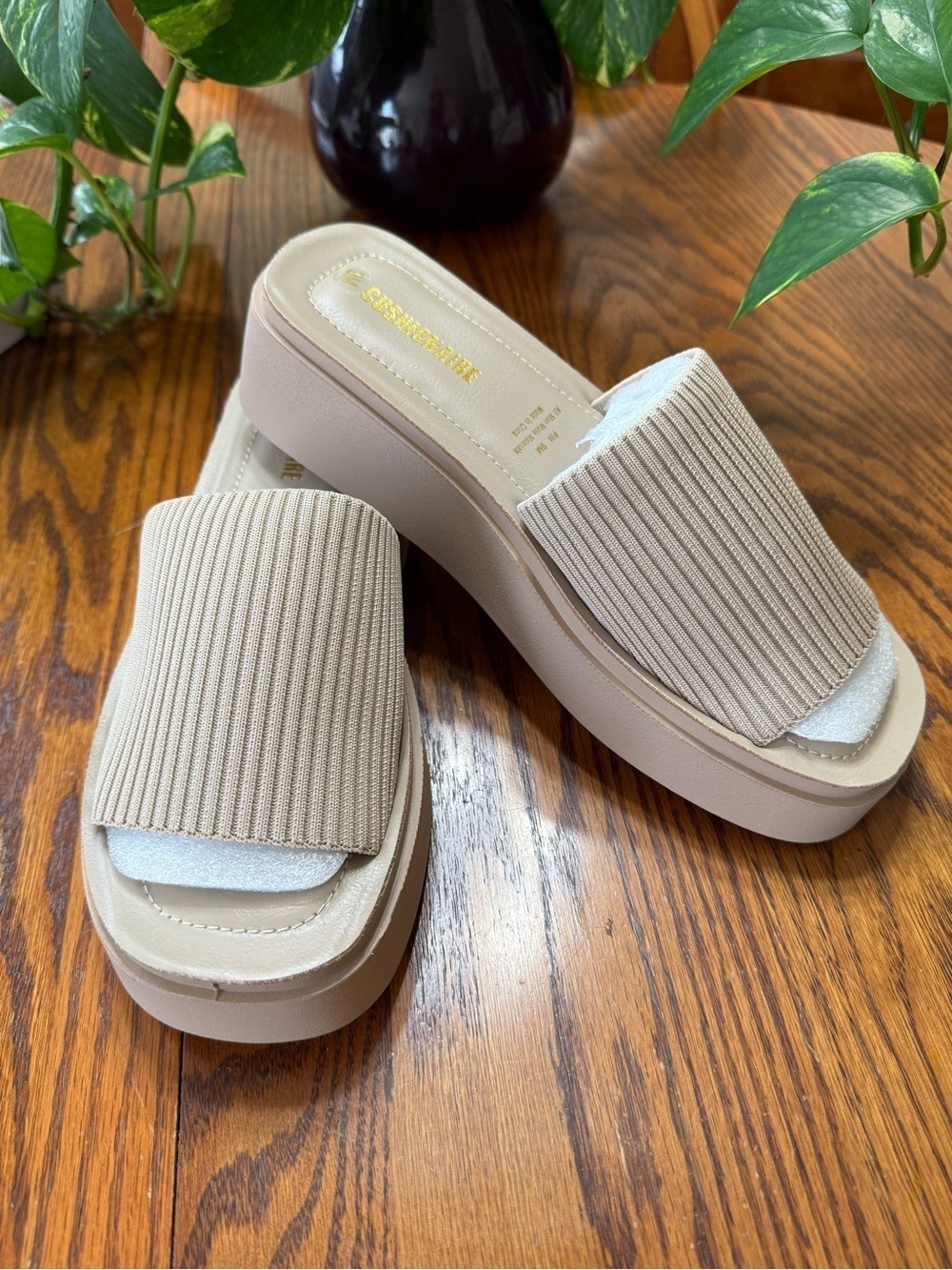 Cushionaire Taupe Weave Ribbed Platform Slide Sandals Beige Tan Size 9 New